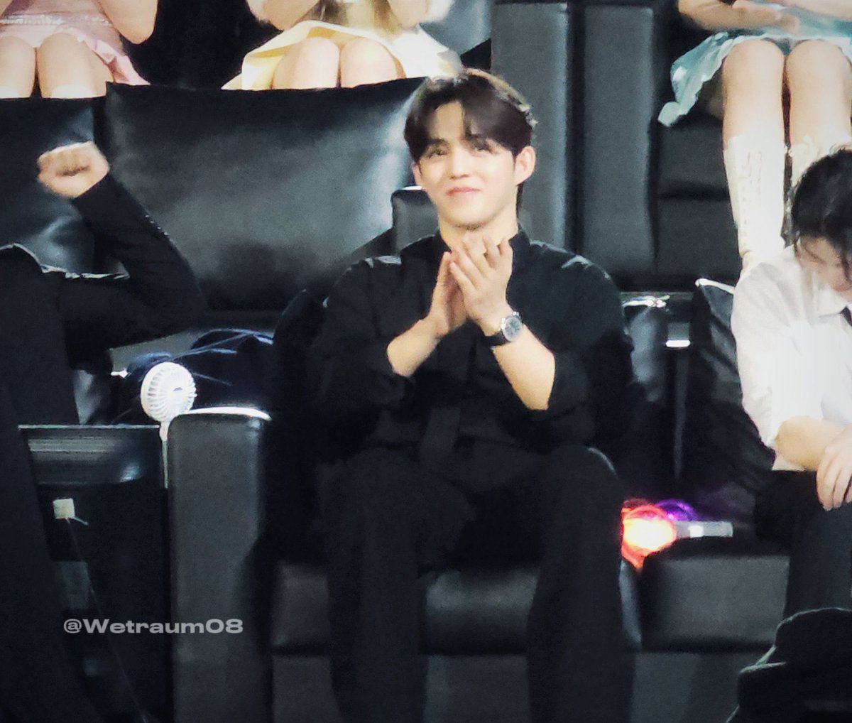 아웅이 ꒰໓ ♡ ໕꒱ tweet media