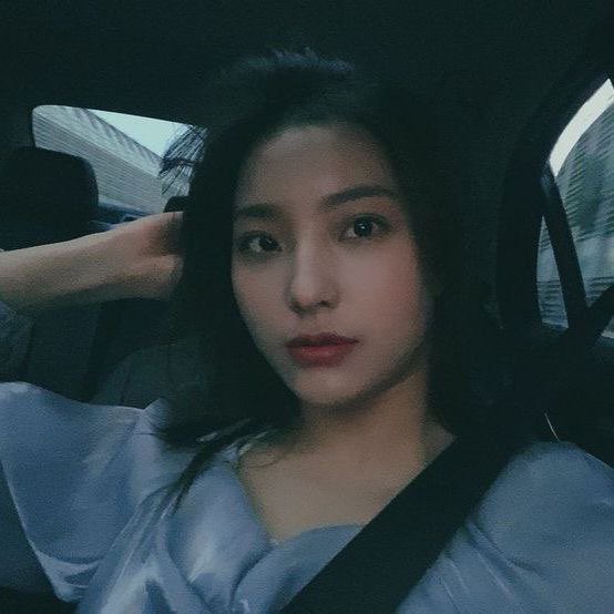 7purple13's tweet photo. HAPPY SAEROM DAY
#겨울에_핀_한송이_동백꽃_이새롬
#새롭게_물들이는_꽃이피다 https://t.co/ZaIZebXbFI