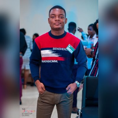 Micky Jnr is the Greatest journalist in Africa Just like and Repost kama una appreciate kazi yake..!!🔥