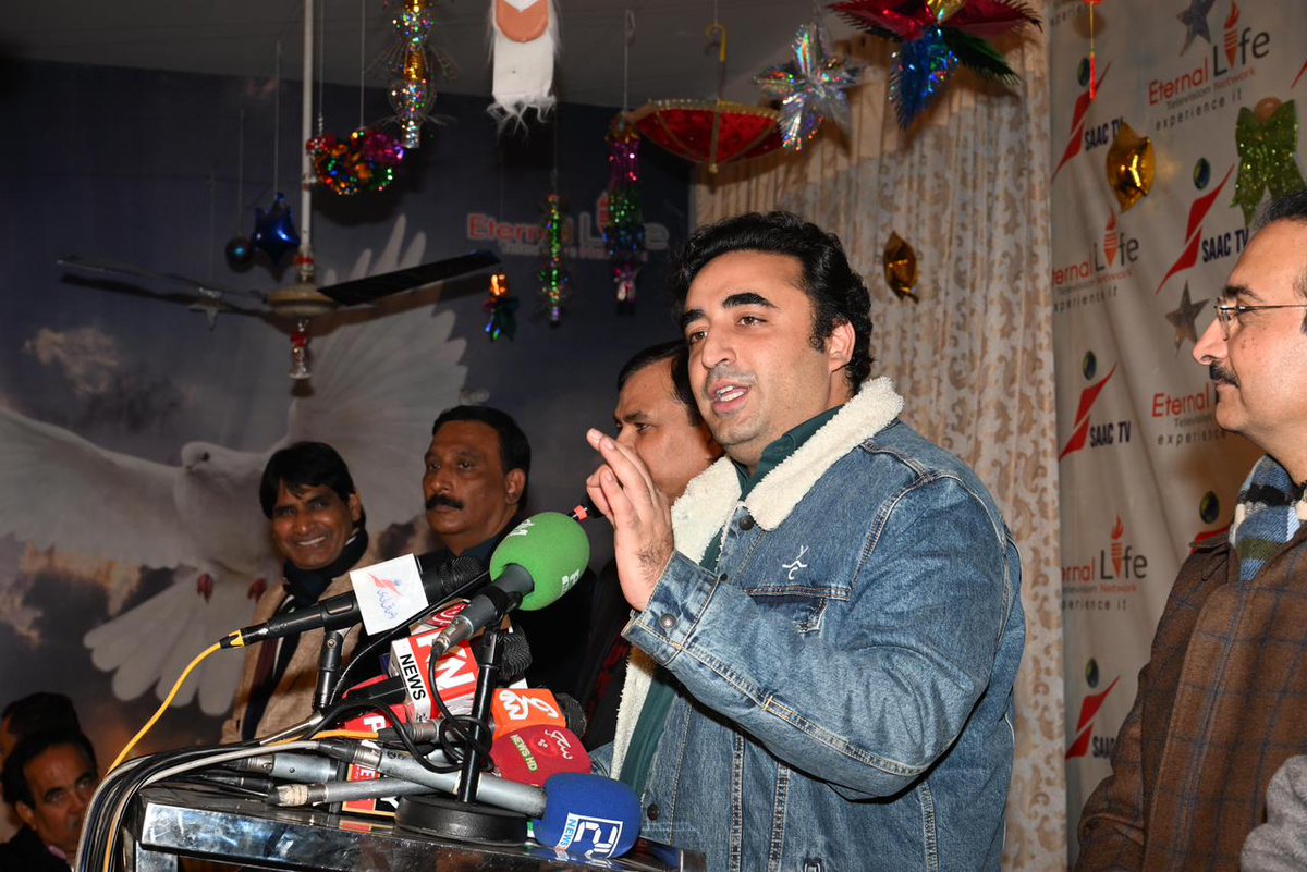 MediaCellPPP's tweet photo. لاہور: پاکستان پیپلزپارٹی کے چیئرمین بلاول بھٹو زرداری این اے 127 ماڈرن کالونی میں آئزک ٹی وی کے ہیڈ آفس میں میڈیا ٹاک کررہے ہیں
@BBhuttoZardari