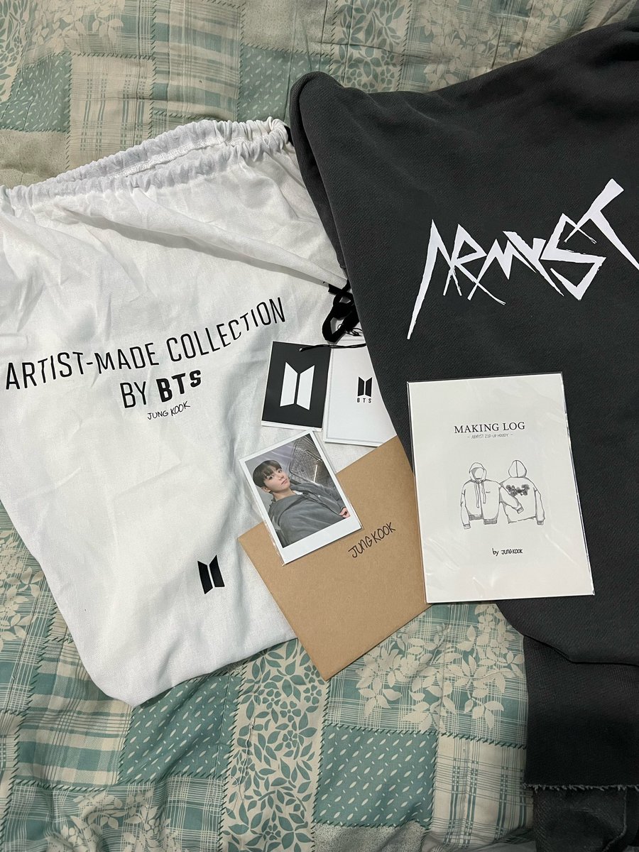 PopMerchCo's tweet photo. WTS LFB

‼️BTS/SVT merch available ONHAND‼️

JK ARMYST HOODIE XL
SVT CARATLAND HOODIE L only
₱5k each

DM if interested.

#bts #ph #phgo #namjoon #rm #seokjin #jin #yoongi #suga #jhope #hobi #jimin #taehyung #v #jungkook #jk #merch #weverse #svt #seventeen https://t.co/fIXLrsdUuW