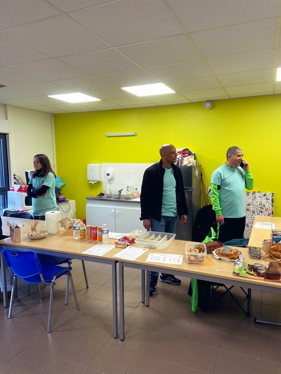 Foot Multiple tweet media