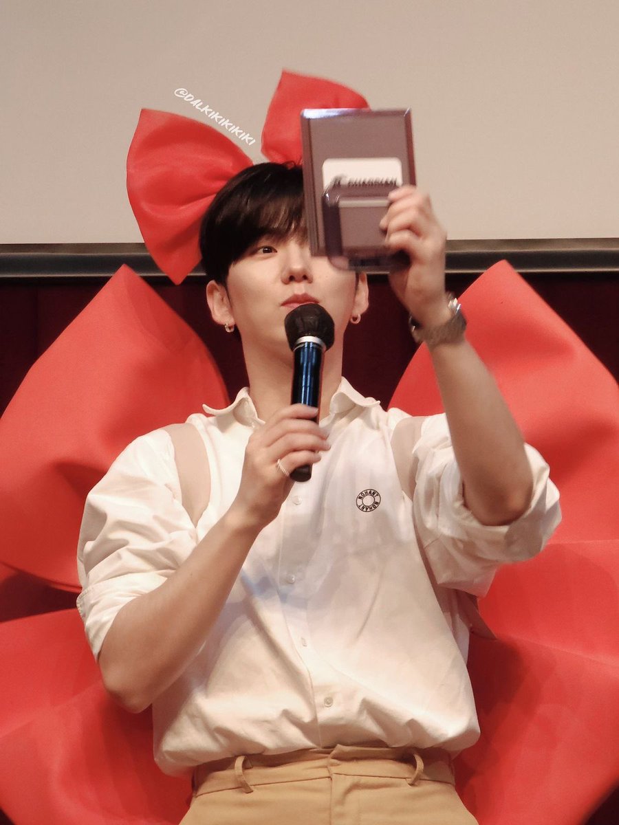 dear_latte's tweet photo. 미치겟어😂🎀 https://t.co/KCc06YSLqC