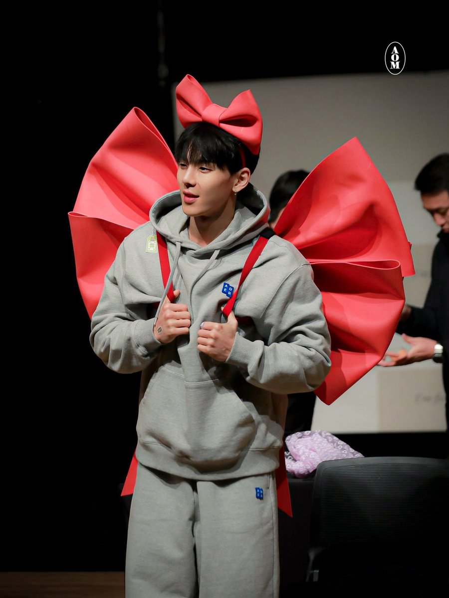 dear_latte's tweet photo. 미치겟어😂🎀 https://t.co/KCc06YSLqC