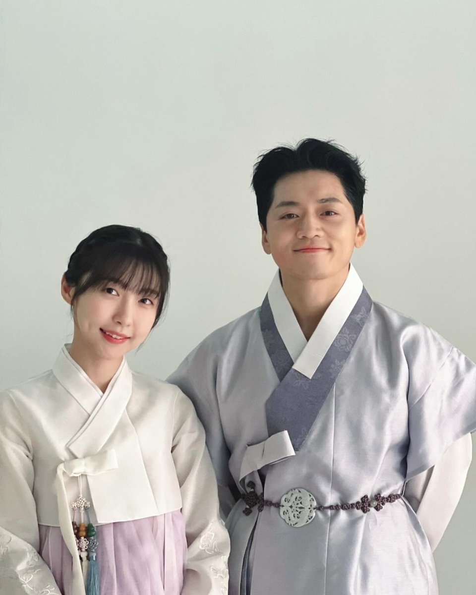 TheAnnyeongOppa's tweet photo. This cutie second lead couple, Sawol and Seong Pyo 💕

We'll definitely miss you both 🥺

📸: jobokrae_official 

#TheStoryOfParksMarriageContract #JoBokRae #JooHyunYoung #Sawol #HongSeongPyo https://t.co/ikZtWZD7Qn