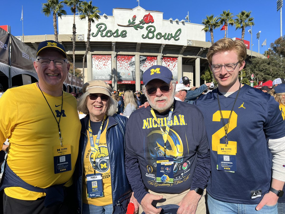 billw529's tweet photo. @stoolpresidente @Gametime 3 generations of Michigan Grads. My father and I went to the 2004 World Series (lifelong Red Sox fan). Would love to experience national championship with my father and son. https://t.co/ayoe6Ahgcl