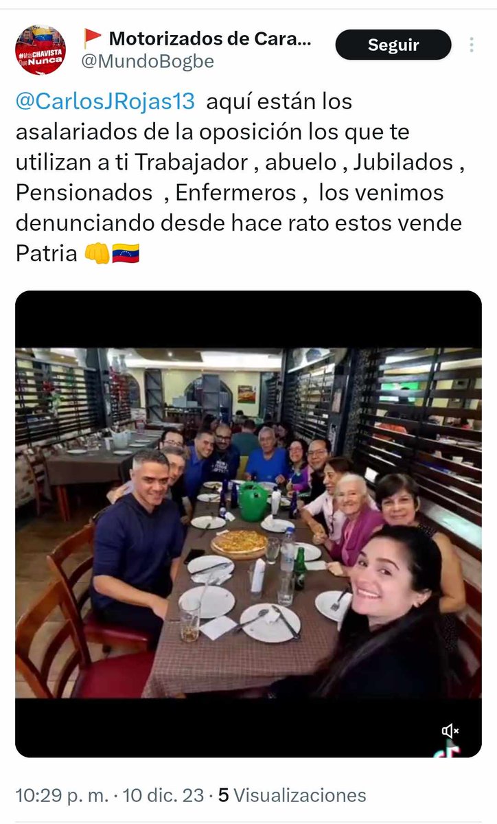 CarlosJRojas13's tweet photo. Debo denunciar como sigue el hostigamiento e #instigaciónalodio por parte del #CUPAZ a través de @MundoBogbe en @X-@TikTokLatAM,amenazan con agredirme además publican fotos de mi familia y amigos¡Les duele que denuncie accionar de los #colectivos armados sembrando terror en #Ccs! https://t.co/ZTD0Lx8rZA