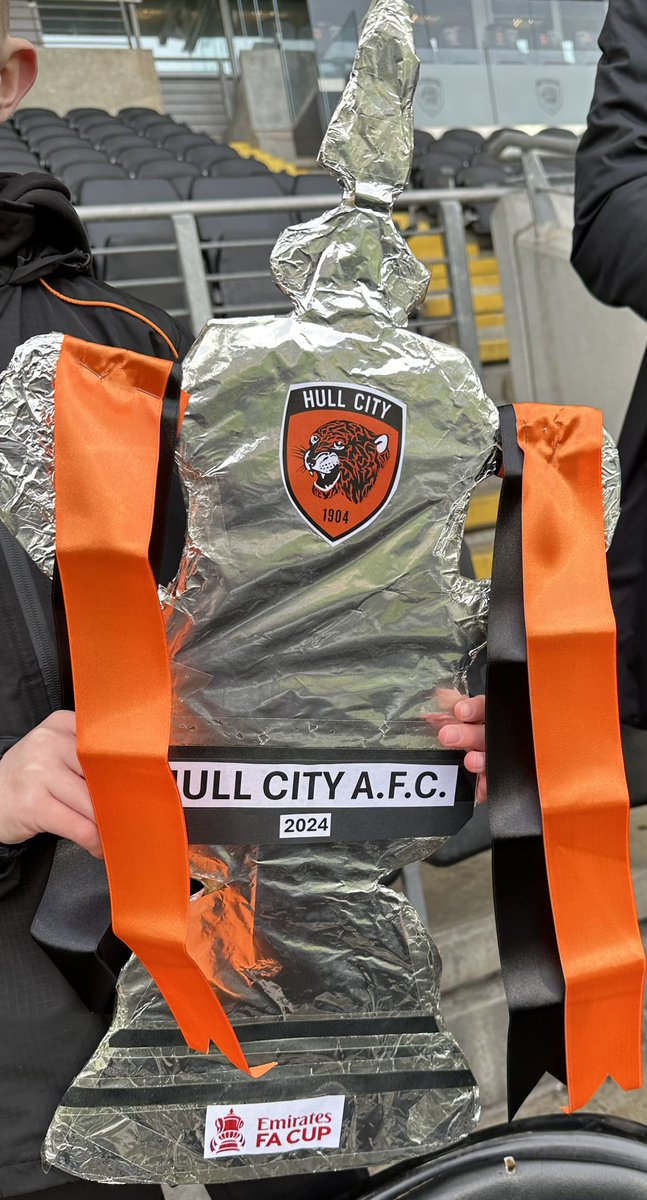 It’s not an FA Cup game unless you see one of these. #hcafc