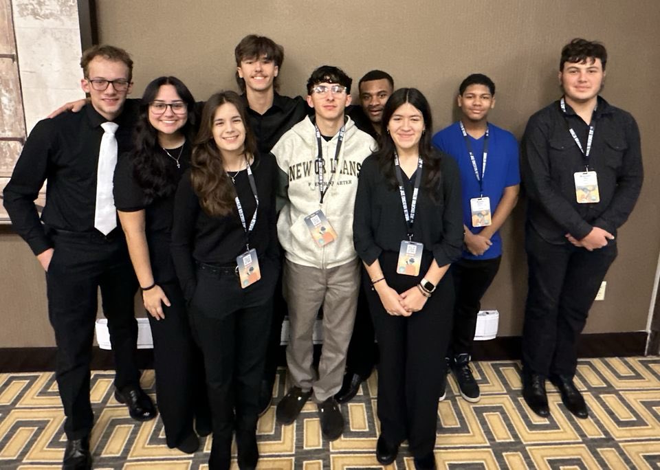 Great hit yesterday for our Temple Highlighters! BIG THANKS to Justin Padilla (Los Alamitos School District [CA]) and John Santos (SFJAZZ & 7x Grammy Latin Percussionist) for sharing your expertise, wisdom, and your joy for music with our students! @TempleISD @OttTempleISD