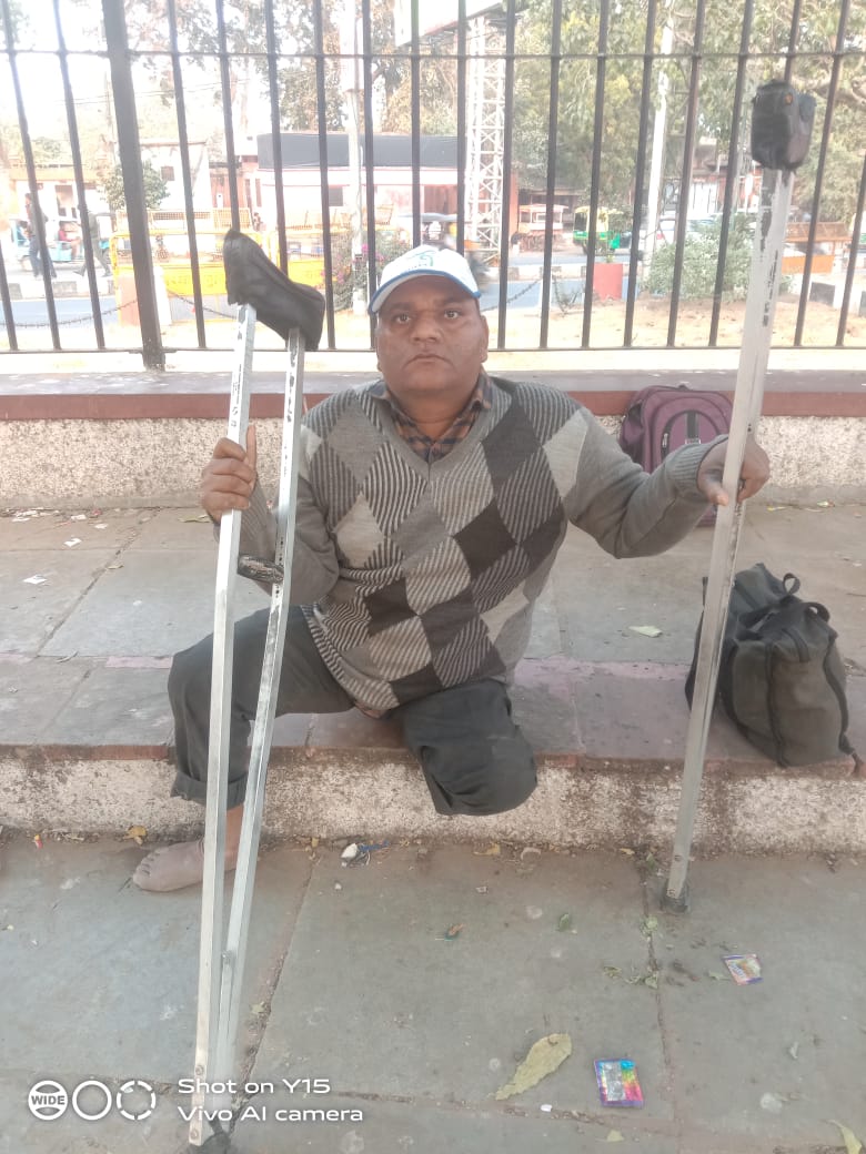 PoojaSh32762048's tweet photo. युवा मित्र ने राजस्थान में मोदी की योजना को पहुचाया है घर घर
@narendramodi @AmitShah
@BhajanlalBjp @KumariDiya
@DrPremBairwa @Ra_THORe
@cpjoshiBJP @Rajendra4BJP
#युवामित्र_पूछे_बहाली_कब
#युवामित्रों_का_विश्वास_है_मोदी https://t.co/ACqQG4w6OJ