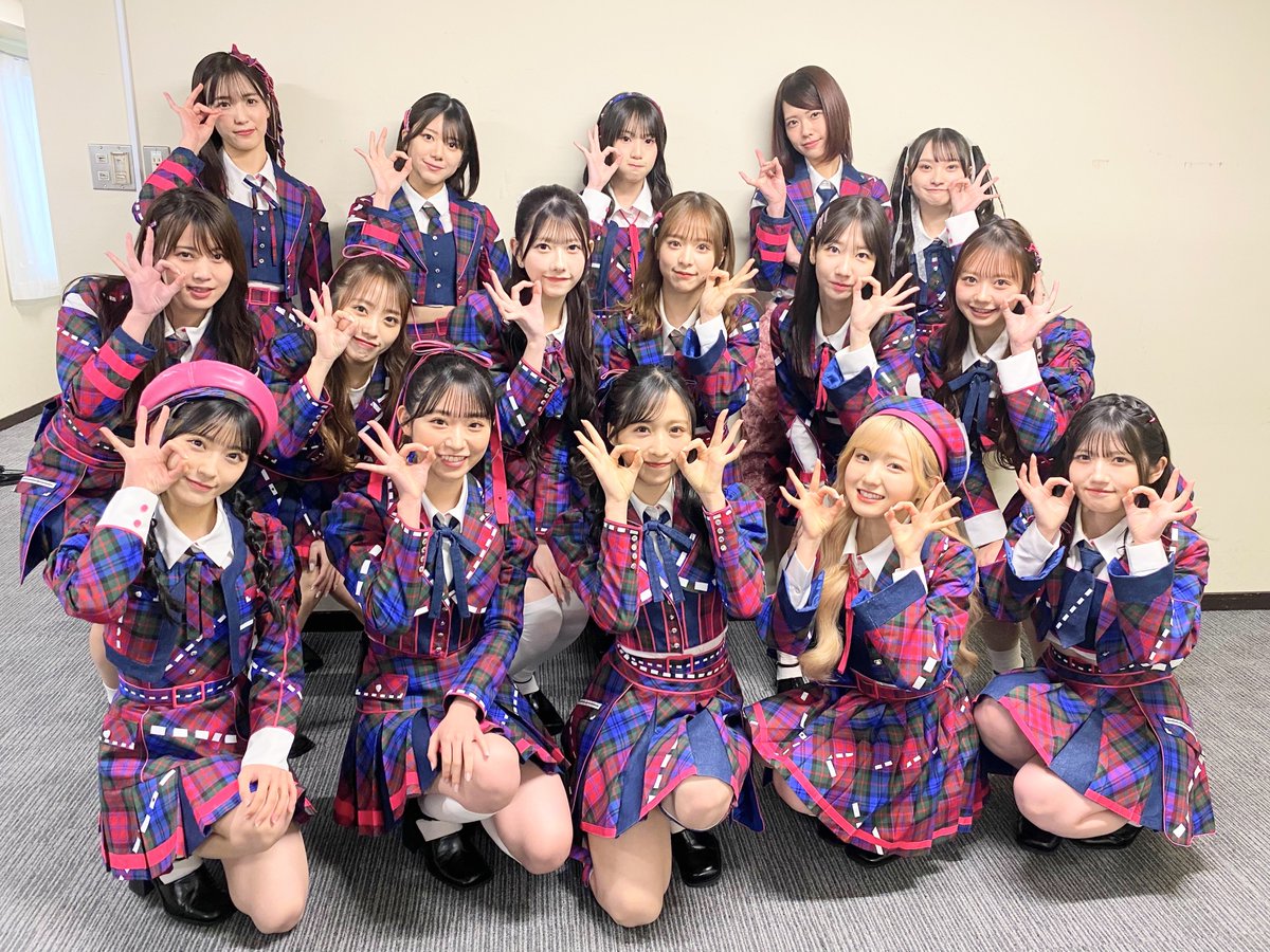 AKB48_staff tweet picture