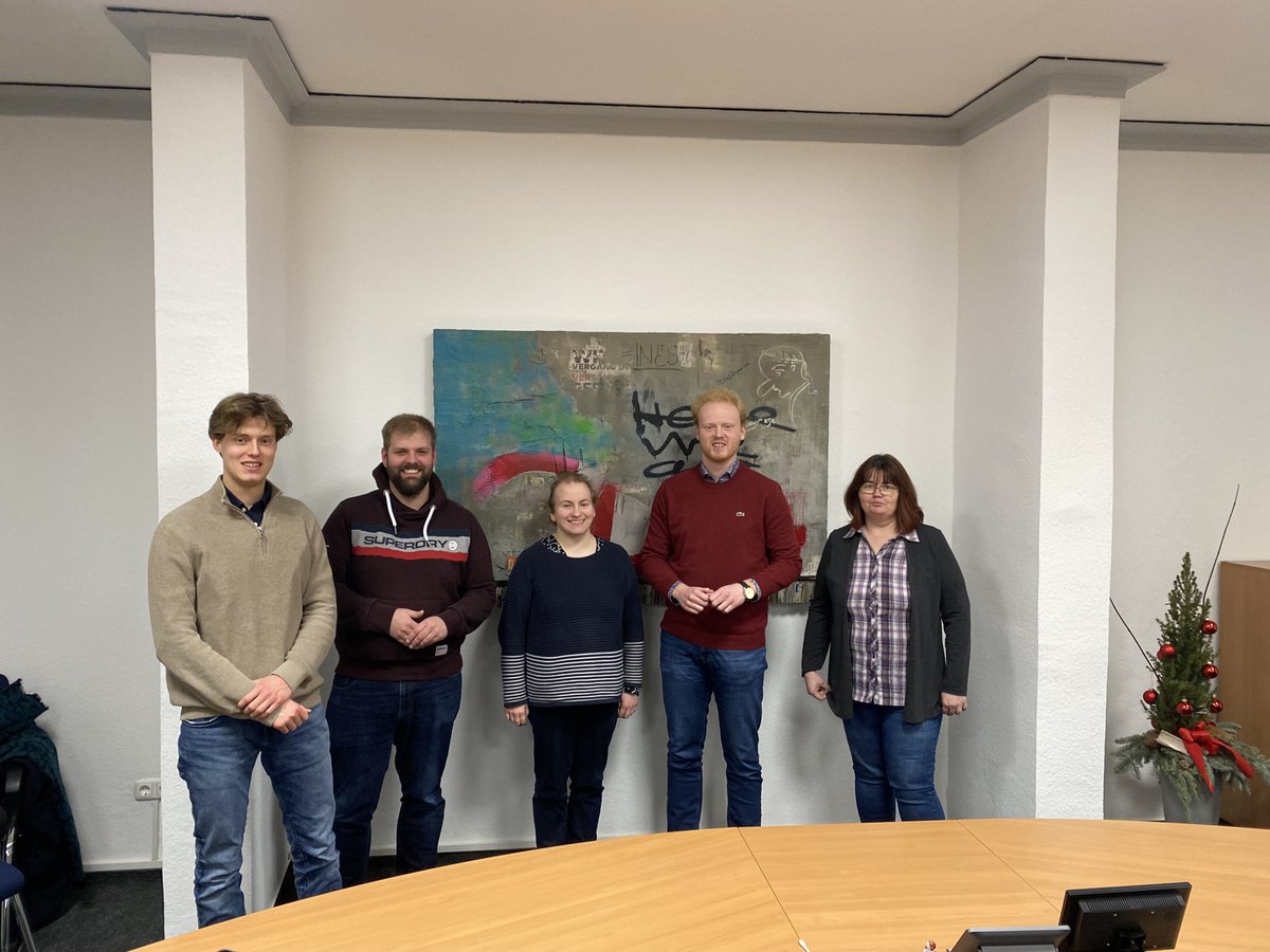 ju_gladbeck's tweet photo. Am 05.01.2024 haben wir uns mit Christiane Stipek, Geschäftsführerin vom  Tierschutzvereins Gladbeck und Umgebung e.V., getroffen.
Im Gespräch wurde über die Arbeit des Tierschutzvereins und die Herausforderungen und Probleme gesprochen. https://t.co/TqosxFCvcM