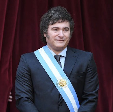 El Pelado De La TV tweet media