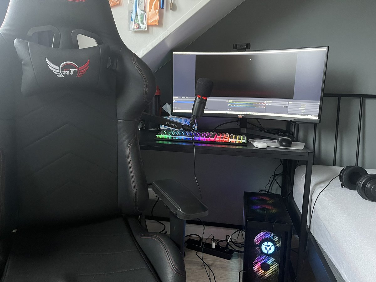 Thijmen den Blanken tweet media