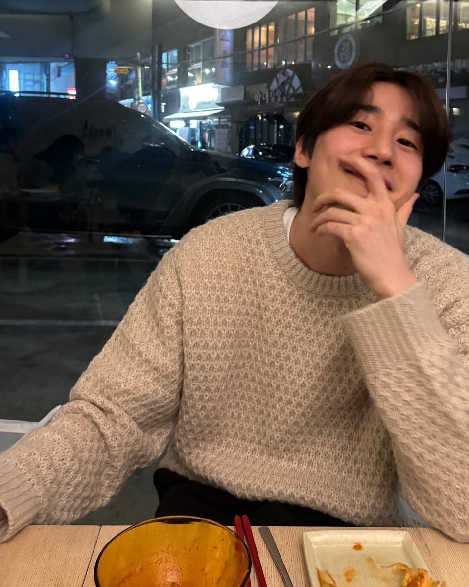 swoovely's tweet photo. pretty wooya 🤍 https://t.co/PmGEo26E9H