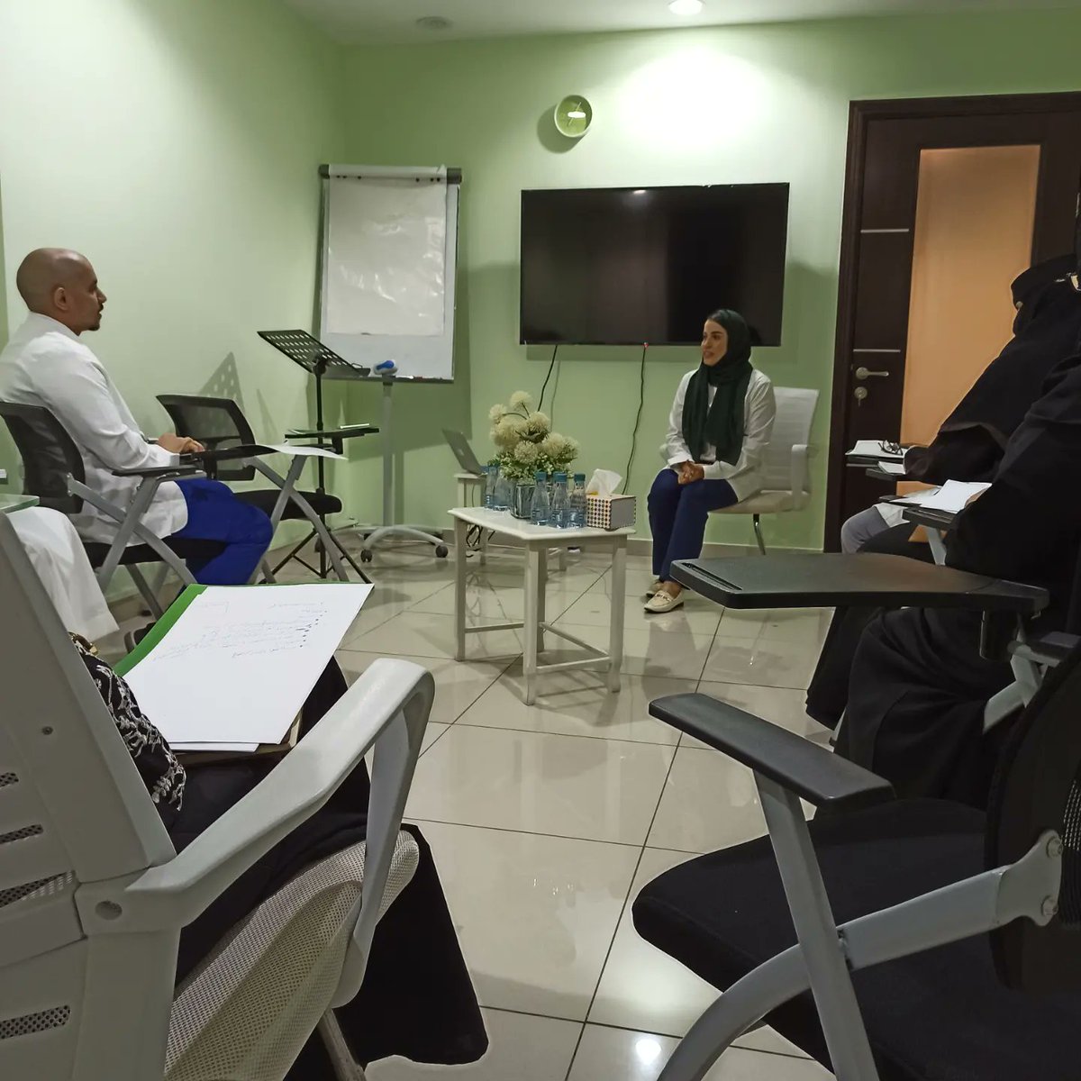 sa_refq's tweet photo. مقتطفات من دورة الذكاء العاطفي 🧠♥️💡
📍المقامة في مركز رفق 3 يناير 2024
🎙️تقديم معالج اجتماعي أول/صفاء شعبان @SafaShabaan 💚🌷

شكراً لكل من حضر ونسأل الله أن نكون قد تركنا أثر طيب لكم ونراكم قريبا في دورات جديدة💚🌷 https://t.co/AayuuuGkXc