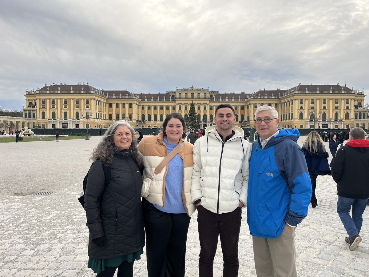 🐝 Busy Bees 🐝 tweet media