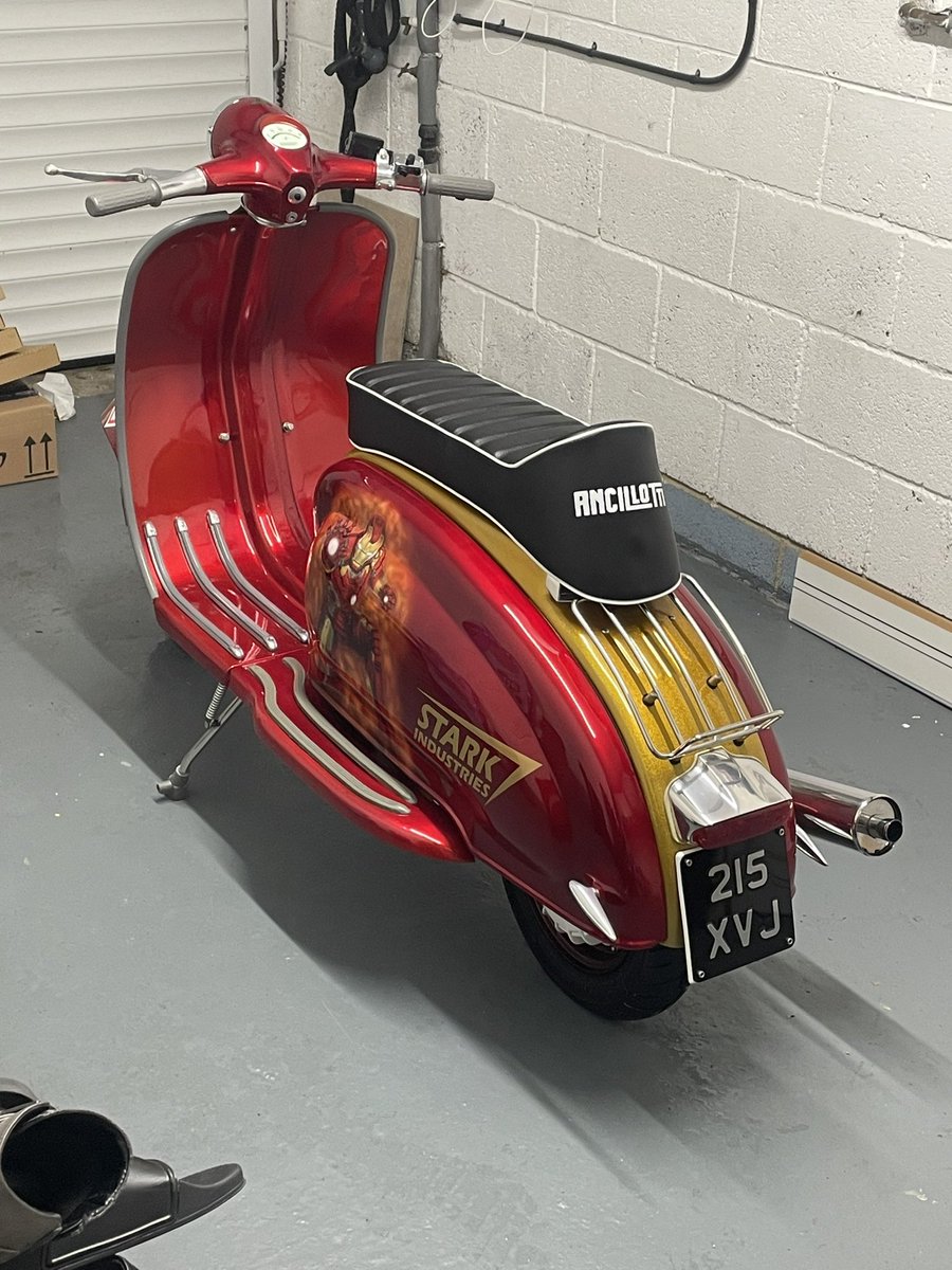 LeighDTurner's tweet image. Butter wet wax complete. #Lambretta #Readyforthesummer