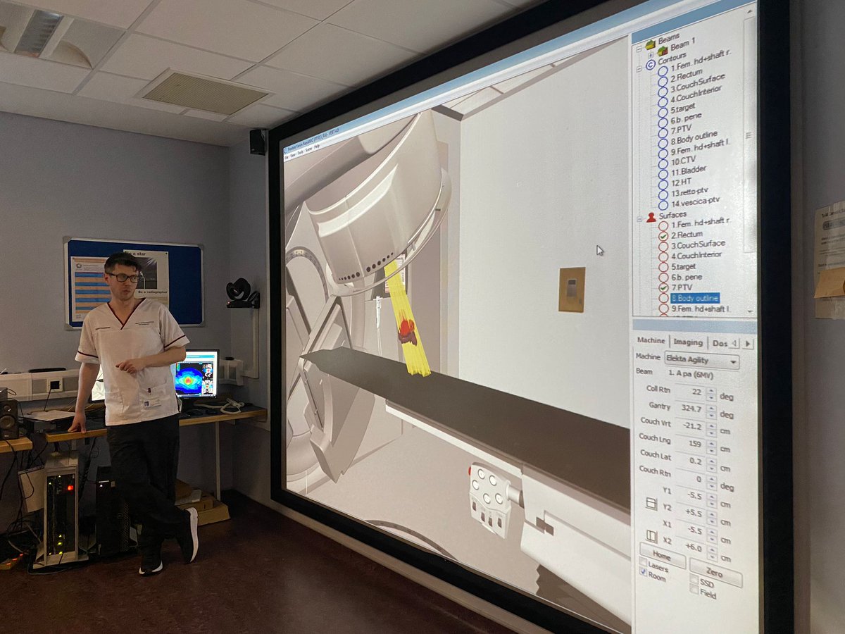 RevDrMikeK's tweet photo. Super work going on @LancsHospRT for their Careers Open day at Rosemere Cancer Centre, using @VertualLtd VERT! Excellent work! Our own Kerrie Woodhead was there too! @LivUniRT @LivUniHealthSci @LivUniIPH ☺️☺️ https://t.co/CavJcY2SAO