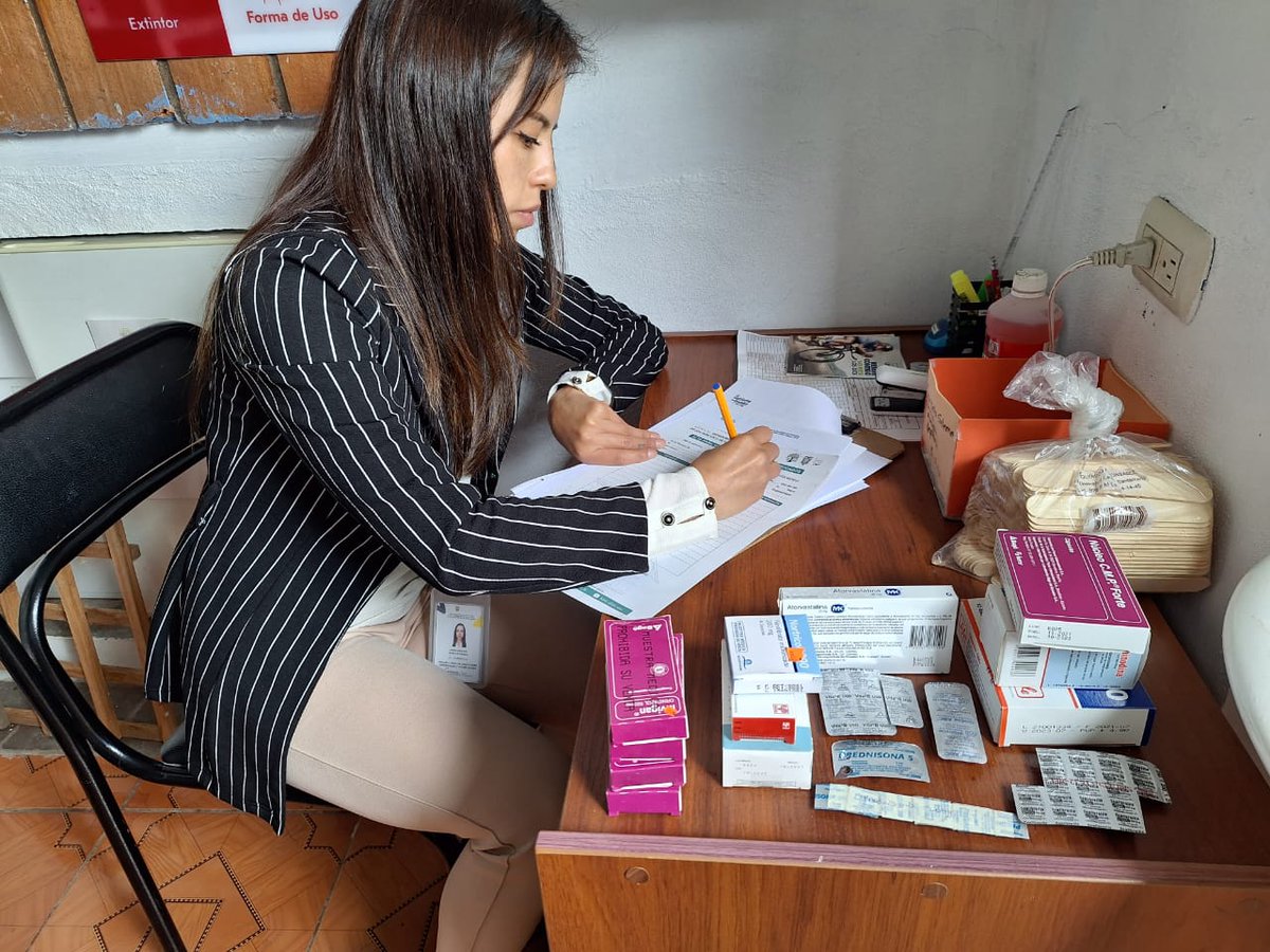 Acess_Ec's tweet photo. 🔎 En el establecimiento que atendía a hombres adultos, se identificó:

❎ Sobrepoblación, es decir, el número de pacientes🙎🏻‍♂️ excedía ↗️al autorizado por la #Acess para su funcionamiento.

❎ Inadecuado manejo desechos🗑️.

❎ Medicamentos caducados💊💉.

#ElNuevoEcuador
🧵 https://t.co/EY1wACkNBy