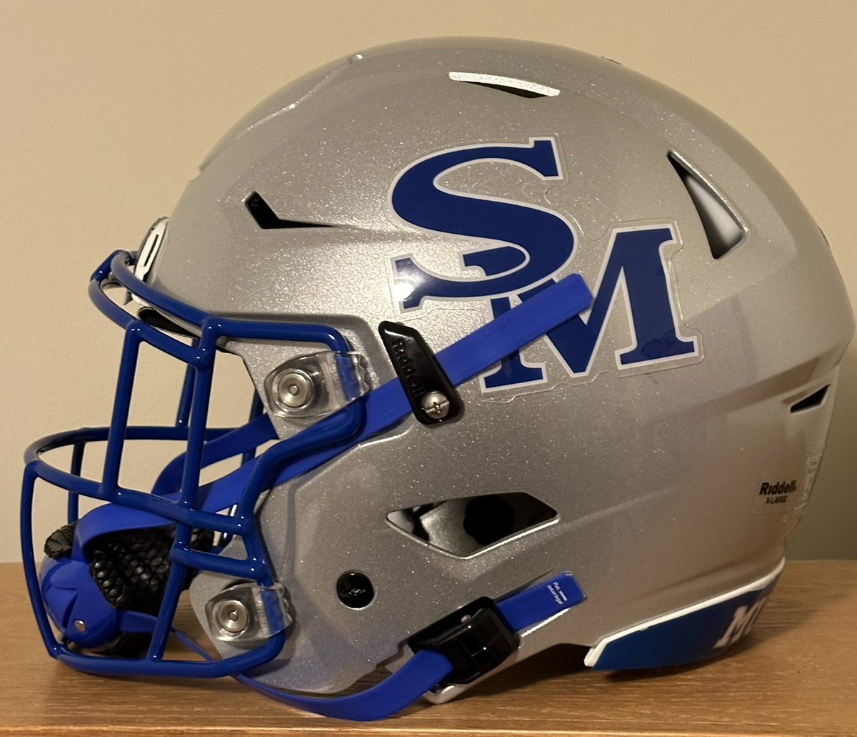 Pickel’s Helmet Builds tweet media