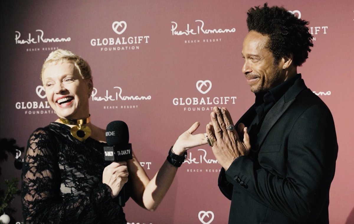 At work…#Exclusive #Interviews with @GaryDourdan & @brigittenielsen at the #Christmas gala of the Global Gift Foundation #RedCarpet @GlobalGiftFound #Hollywood in #Marbella @PuenteTenis #CharityFairy #CharityMatters #generosity at ❤️ #GenerosityRipple