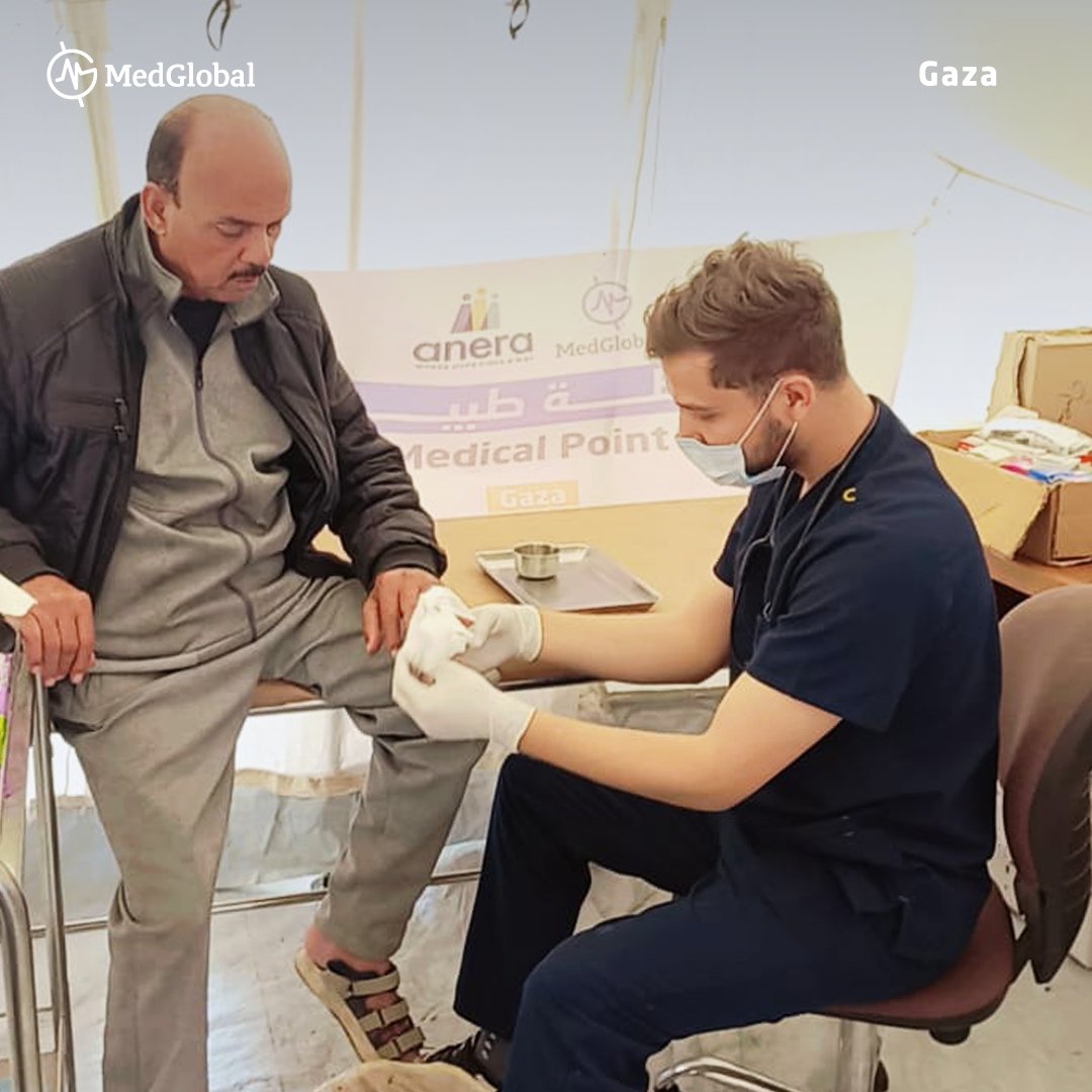 MedGlobalOrg's tweet photo. MedGlobal's dedicated team in Gaza are working tirelessly to provide healthcare across our Medical points. 

Every day, our team treat approximately 400 cases, offering crucial support. Your support is saving lives.

Give today: https://t.co/M5Y912S3SR https://t.co/jhTOAusQRx