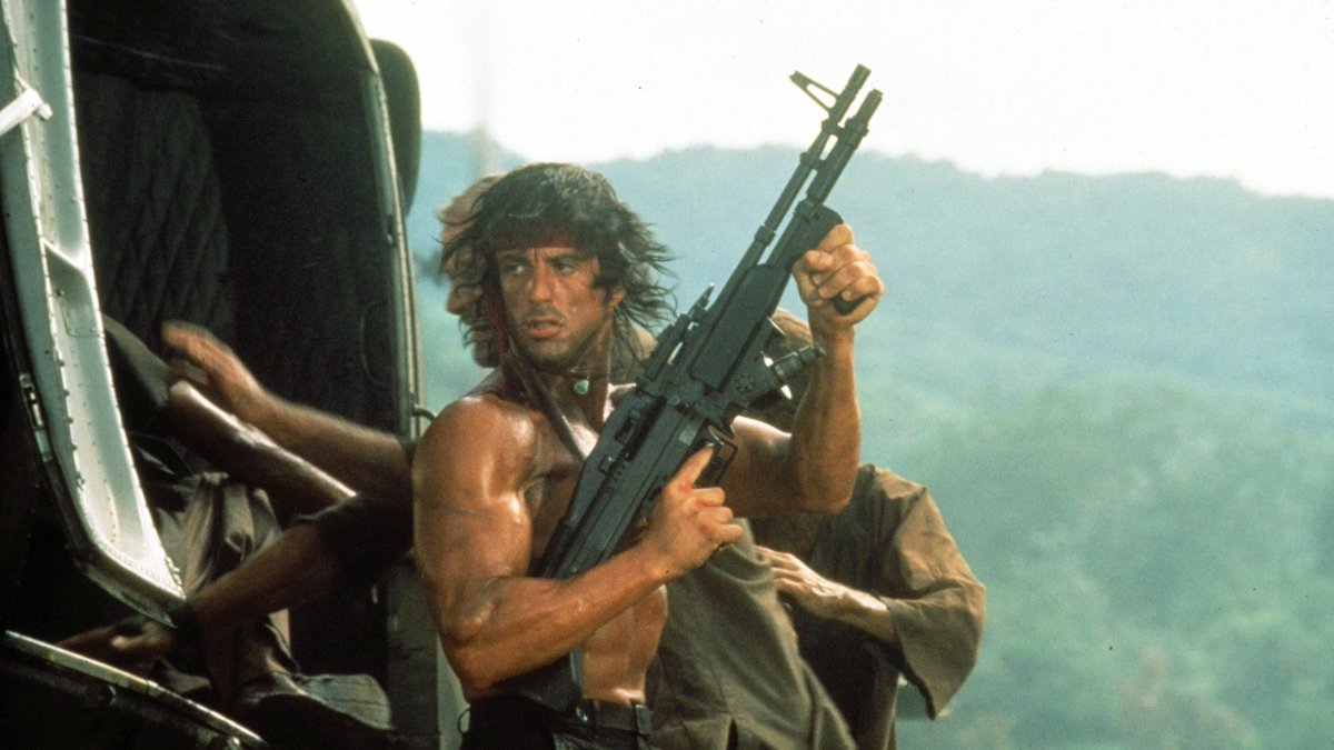 UnaRomanos's tweet photo. 3 - #RamboFirstBloodPartII 6'6/10.
1985 🇺🇸 94 min.
#acción #bélica #Vietnam
#Movistarplus
Dir: 
#GeorgePanCosmatos
Act:
#SylvesterStallone (Rambo)
#JuliaNickson (Co)
#RichardCrenna (Trautman)
#StevenBerkoff 
Trailer:https://t.co/RHWKwWN0lV

Todos los chavales queríamos ser Rambo. https://t.co/j6XReAr8fQ