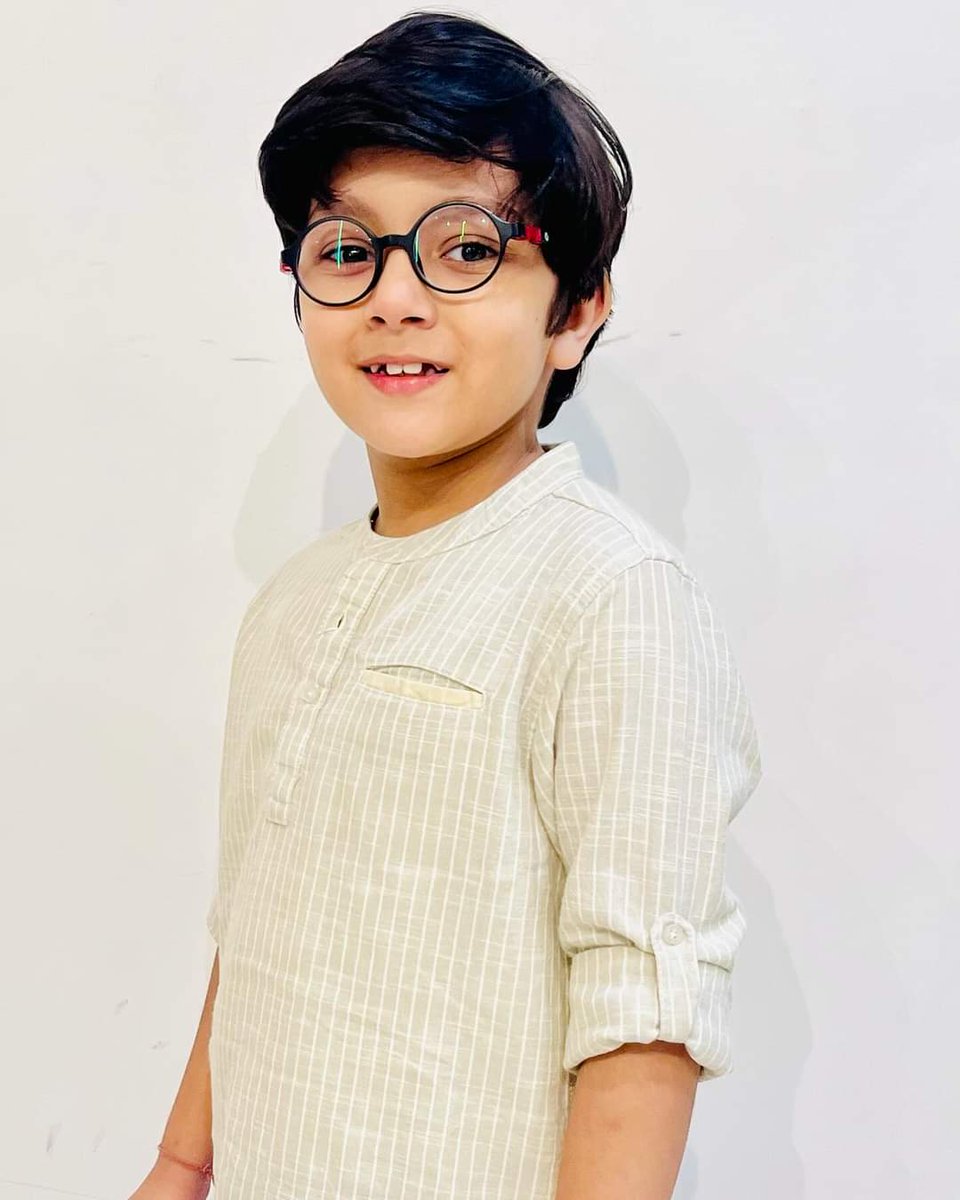 ShreyanshFp's tweet photo. ❤

ONE YEAR OF SHREYANSH AS ABHIR BIRLA

#Shreyansh #ShreyanshKaurav
#Abhir #AbhirBirla
#YRKKH #YehRishtaKyaKehlataHai https://t.co/sQVstWeN9R
