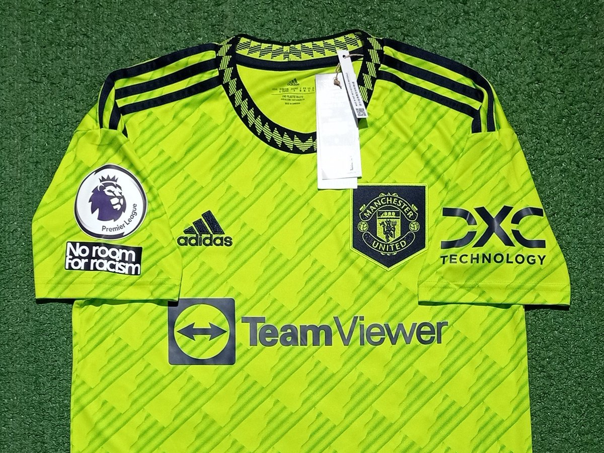 lelanglawas's tweet photo. Detail #LawasMalamMinggu - Sabtu, 6 Januari 2024  

#Lawas12
Manchester United Third 2022
#6 LISANDRO MARTINEZ
Size S (71x47,5)
All original poly
MULUS SEGER!!
BNWT!! https://t.co/h3anXSL738