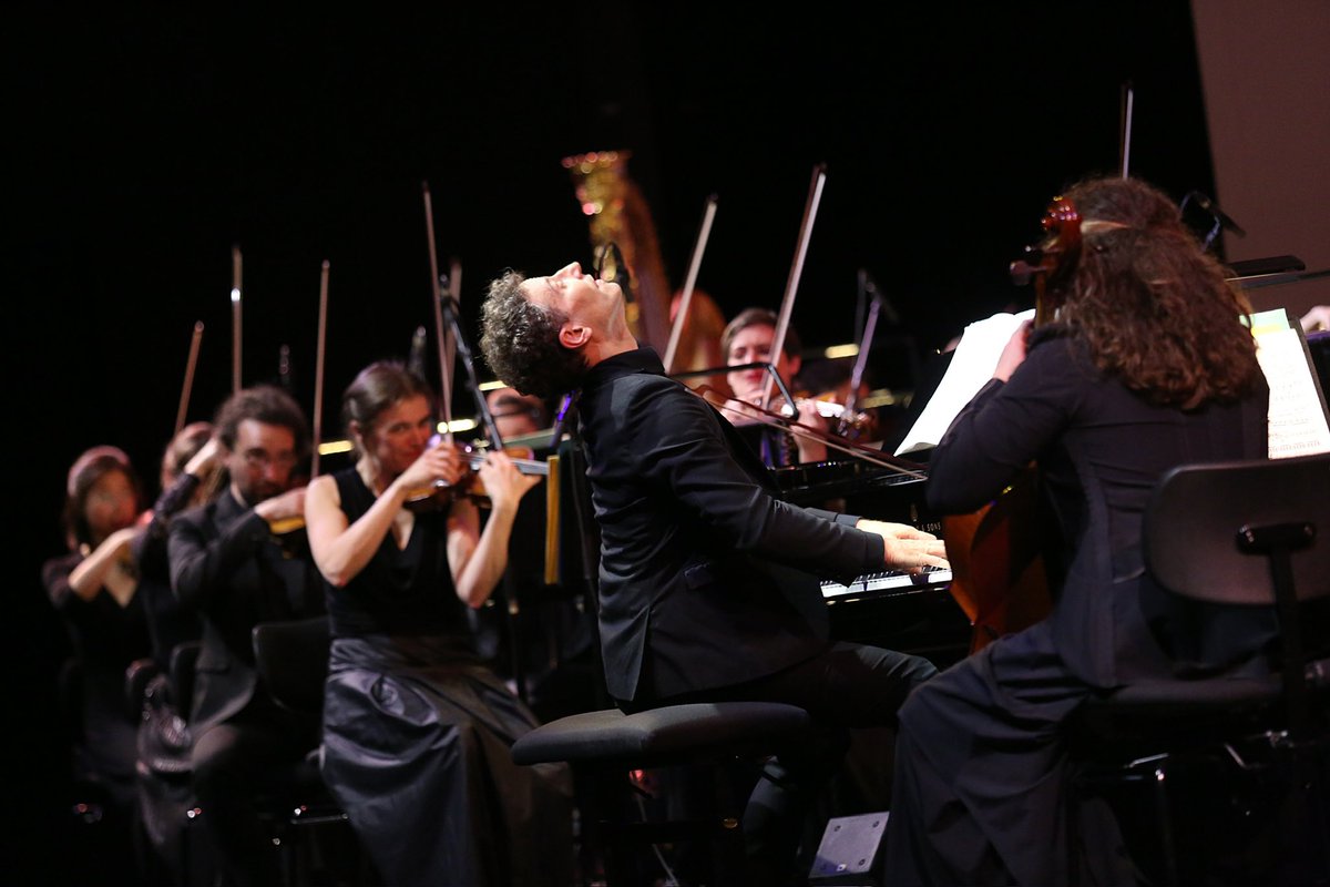 David Greilsammer (@greilsammer) on Twitter photo Playing-conducting Gershwin’s Rhapsody in Blue with @genevacamerata at the <a href="/GrandTheatreGE/">Grand Théâtre de Genève</a> for our New Year Concert! ❤️🎉🎶
Photo: Yannick Perrin Playing-conducting Gershwin’s Rhapsody in Blue with @genevacamerata at the <a href="/GrandTheatreGE/">Grand Théâtre de Genève</a> for our New Year Concert! ❤️🎉🎶
Photo: Yannick Perrin
