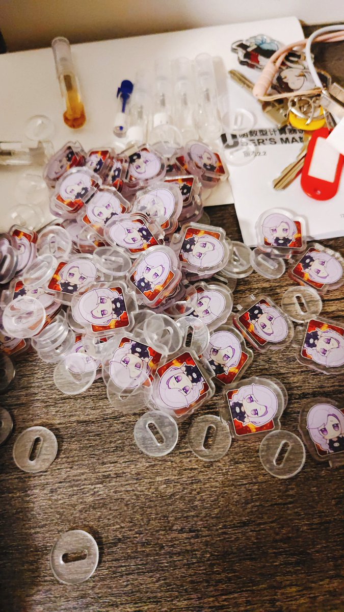 #FFXIVFanFest #Hythlodaeus #ヒュトロダエウス 
いくつかプレゼントを用意しているので、無料です。もしヒュトロダエウスがお好きなら、このプレゼントを受け取りに来てください。
I've prepared some gifts and they are free. If you like Hythlodaeus，come and get them!