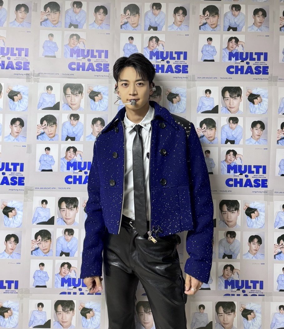 SHINee's tweet photo. 오늘 진짜 행복했어요🩵.
내일도 또 만나요!!!!!.

2024 BEST CHOI’s MINHO FAN-CON <Multi-Chase>

📍장충체육관 (JANGCHUNG ARENA)
🗓 2024. 1. 6 (SAT) 6PM - 2024. 1. 7 (SUN) 4PM

🔗멜론티켓 : https://t.co/mH0I2K1Sq9
🔗Weverse: https://t.co/cAjq7xVOPN
🔗Beyond Live: https://t.co/8gvZIbUtr1

#MINHO #민호 #ミンホ #SHINee #샤이니
#FANCON #BESTCHOIS #MULTICHASE