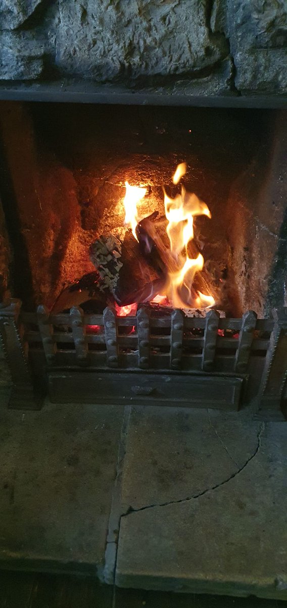Our car park is accessible and NOT flooded however no camping today! 🤣
Bring wellies if you want to sit in the beer garden.
Inside is a roaring fire 🔥, homecooked food, all types of ales and beers, wines and gin!
#troutlechlade #cotswolds #countrypub #goodfood #homemadefood