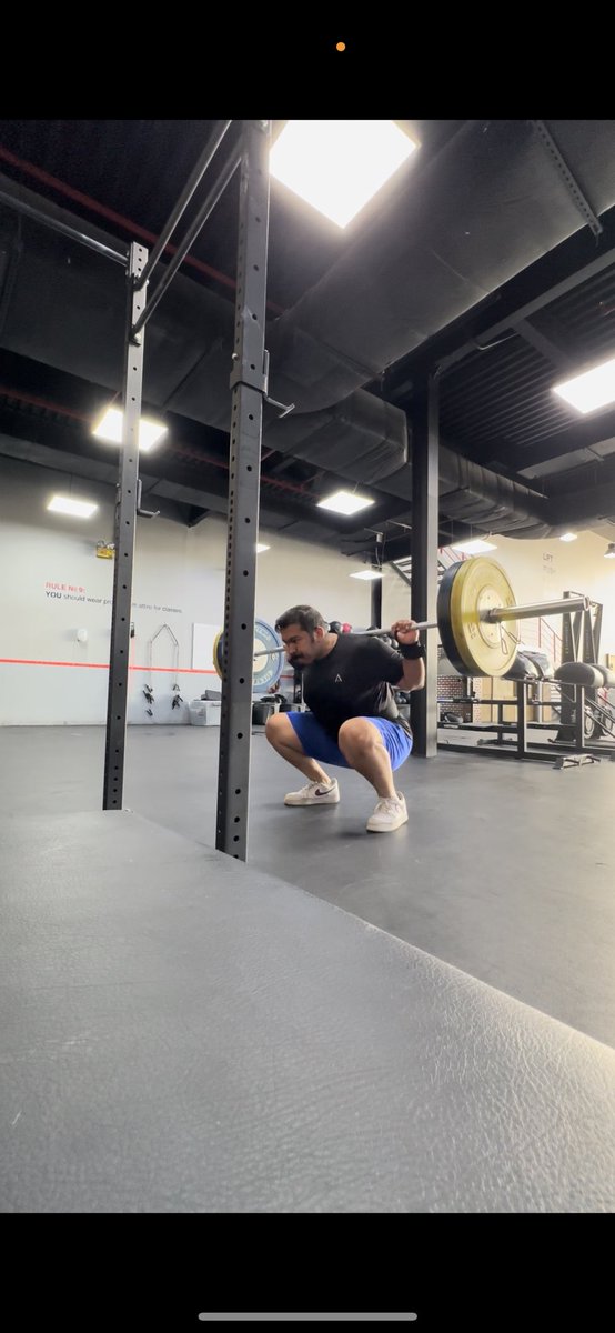 abdulrhmanfaraj's tweet photo. كنت اكره ت��رين السكوات والحين صرت احبه 🏋🏽‍♂️انجاز بالديبث سكوات 🏋🏽‍♂️ https://t.co/AUqBRikyIk
