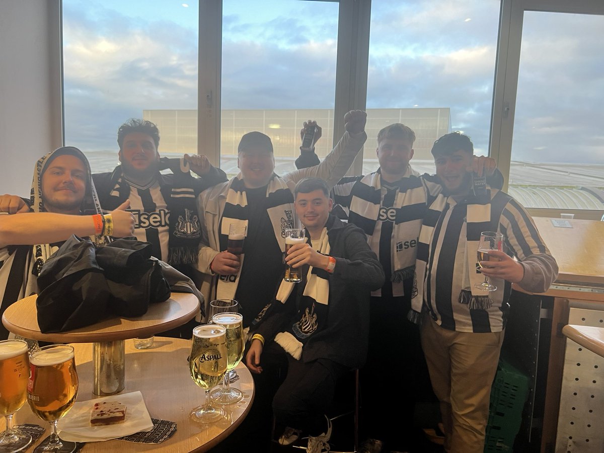 _CampaignOfHate's tweet photo. Sunderland away. Too fucking easy. #seaguls https://t.co/0UATm0Rqyt