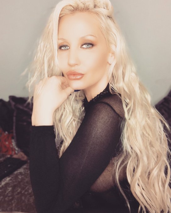 😈 https://t.co/XonbAisDR5<a href="/tag/newprofilepic"class="tags"><span>#newprofilepic</span></a>