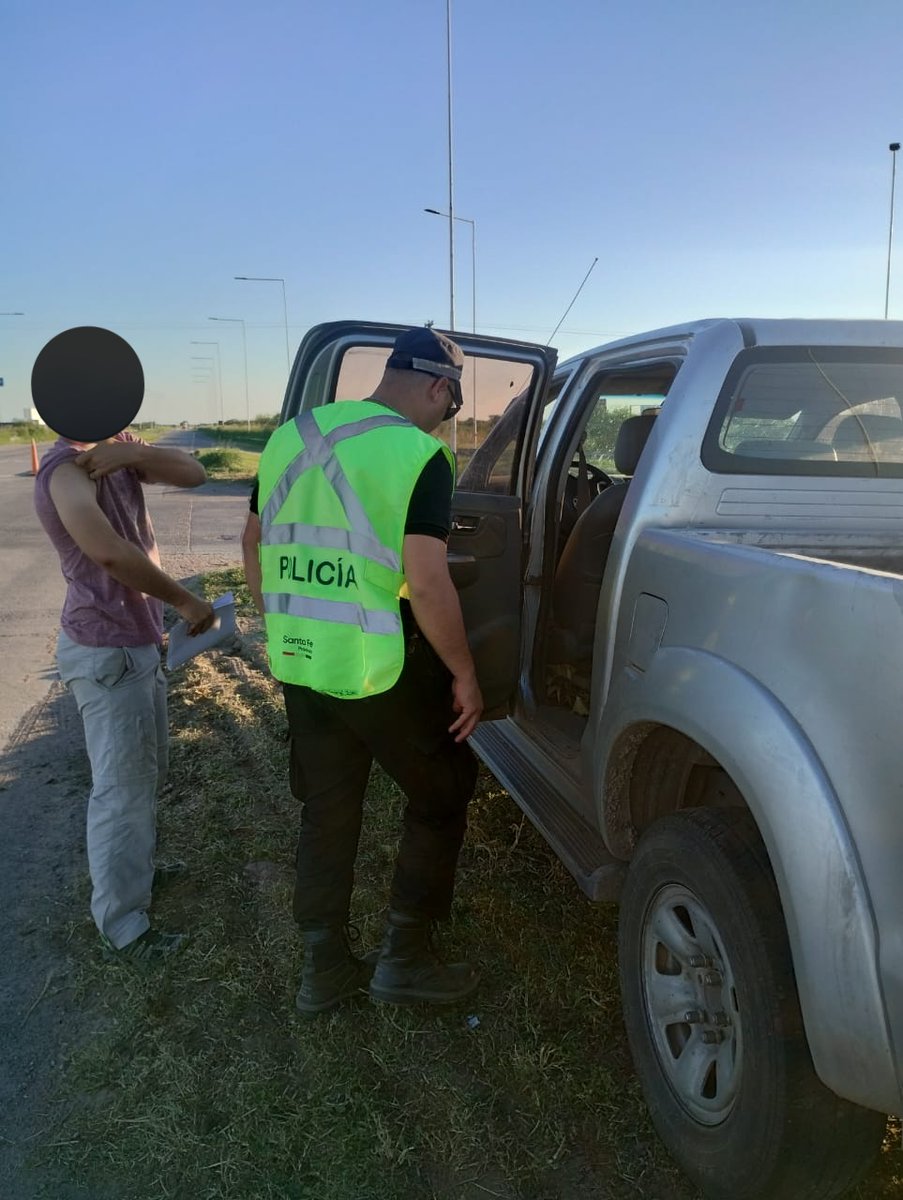 RedSegVial's tweet photo. ⭐Ya está en marcha el #OperativoVerano. Estamos en 25 puntos de control a lo largo y ancho de la provincia para monitorear la circulación, brindar información y hacer más seguro tu viaje.
Te mostramos algunos de los puestos de PSV.
#RN95 y #RN98 #Tostado 👇 Hilo 1/9 https://t.co/iAgPioX2Kl