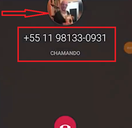 adalexgois's tweet photo. Em uma publicação que circula pelas redes sociais aparece um vídeo em que alguém semelhante ao padre católico atende a uma chamada de vídeo e se masturba para a outra pessoa.
Aparece um diálogo no whatsapp e a chamada de vídeo foi atendida por um número que é da PASTORAL DO POVO DA RUA - um dos projetos coordenados pelo padre.

A pergunta é: essas imagens são verdadeiras ou é algum tipo de montagem, já que aparece fotos, diálogo, e o número da Pastoral?