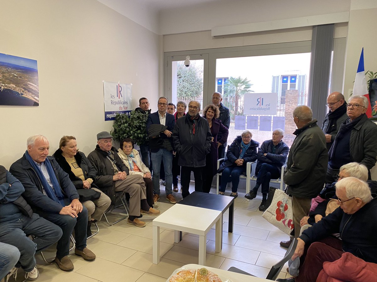 🔹Ce matin, réouverture de la permanence à Hyères et un moment de convivialité avec les militants autour de la traditionnelle galette des rois 👑 en présence d’élus locaux et de Jean-Louis Masson - Président du Conseil Départemental du Var et Président <a href="/republicains83/">Les Républicains du Var</a> . #LR