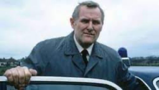 SaveRedlandLibr's tweet photo. 9pm TODAY on @TalkingPicsTV
From 1969, Ep 11 (of 13) of #Crime series📺 #TheGoldRobbers - “The Midas Touch” directed by #LionelHarris & written by #DonaldJonson
🌟#PeterVaughan #ArtroMorris #FrederickBartman #BlakeButler #RichardLeech #PaulStassino #DonaldWebster #WendyGifford https://t.co/4CoC9wqMsw