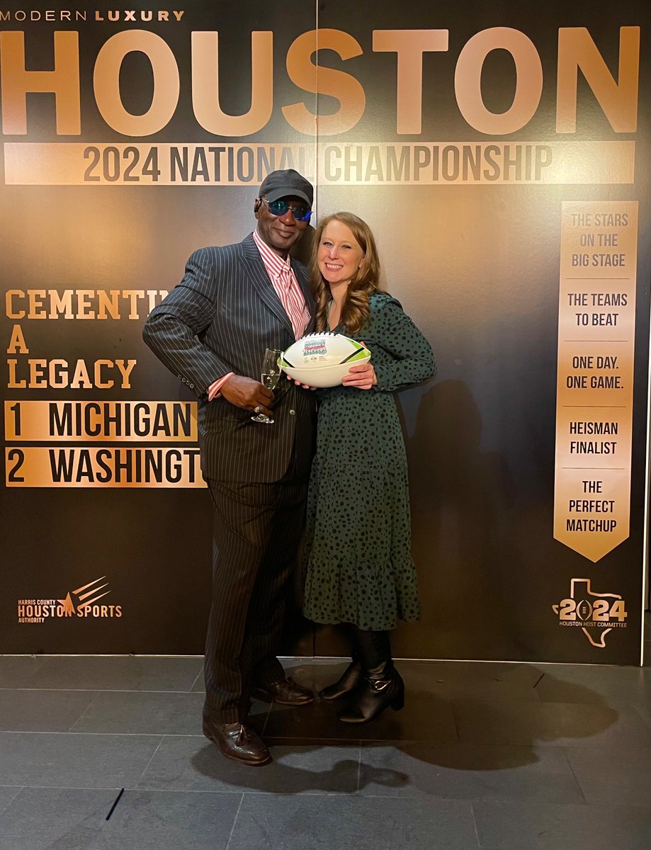 BarronsMedicalJ's tweet photo. #Houston Editorial: Hanging With Winners .. #BooCorrigan, chair of the CFP selection committee, & #CynthiaCopper #WNBA #BestEver
#Atxh #AI Modeling Says Corrigan & CFP Committee
Hit A #HomeRun & VP #KamalaHarris Please Award The #CFP Committee #MOH #ESPN #SportsCenter #Atx https://t.co/4RotWphLvM