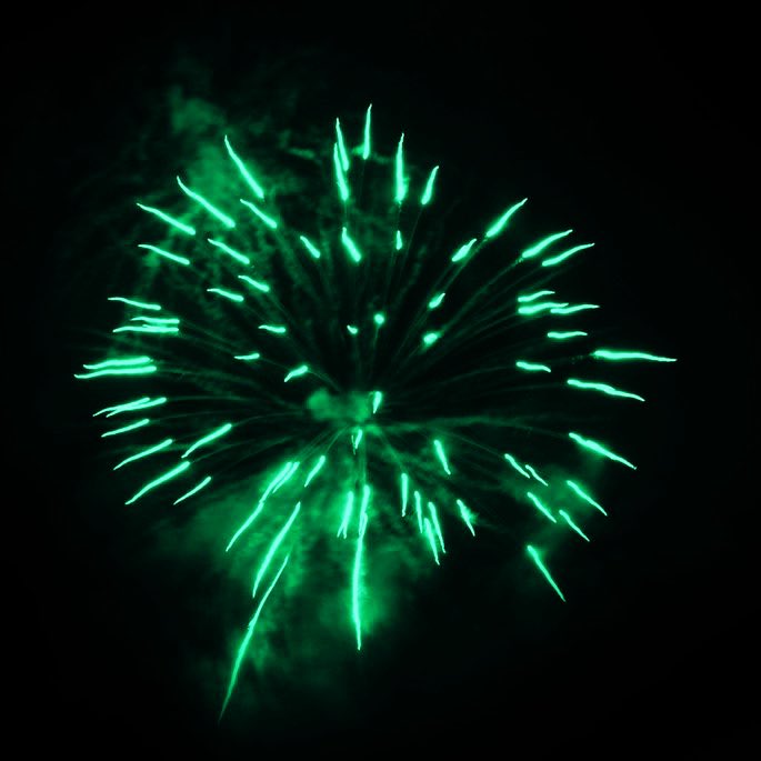 S1LVERSPECS's tweet photo. I guess it wouldn’t hurt to join in — 

#mvnewyears https://t.co/qMDu4g41FR