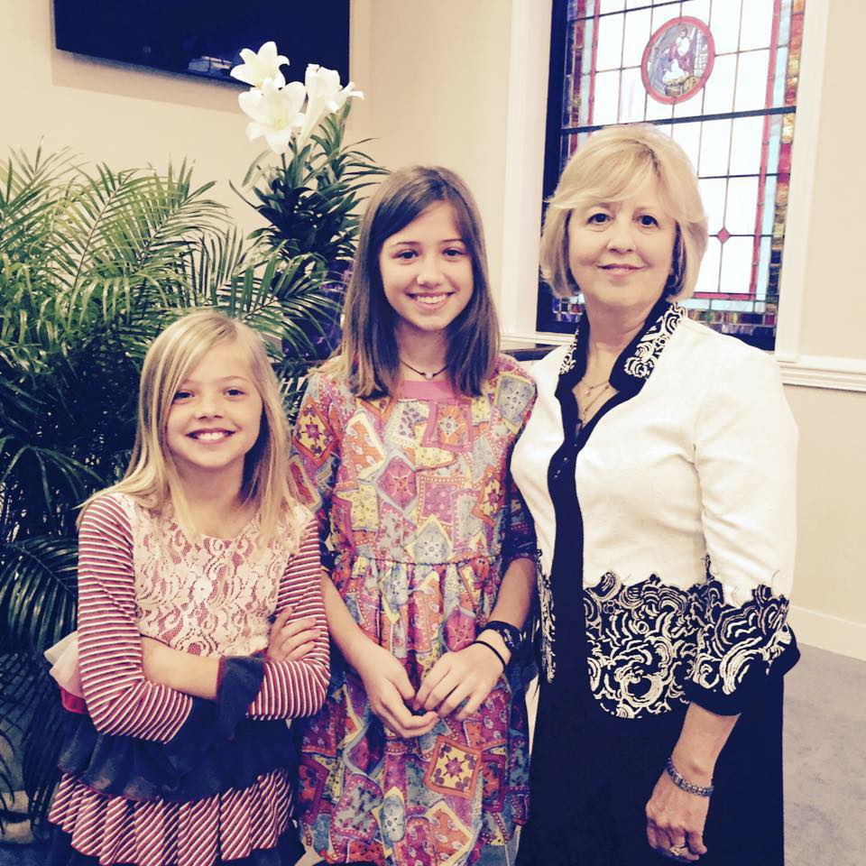 EndWokeness's tweet image. Say her name: Dee Eady (78)

On December 23, Dee Eady was r-ped, shot, and set on fire in her own home by Sammy Patrick, a career criminal in Jackson, MS.

Eady's kiIIer broke into her home but left without even robbing it. No hate crime charges have been filed.

You didn't hear