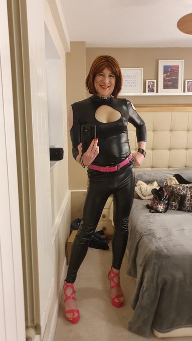 Look out sheworld here I cum. I'm on the rampage so no hole will be safe lol.   #TGIRL #crossdresser<a href="/tag/heels"class="tags"><span>#heels</span></a><a href="/tag/leggings"class="tags"><span>#leggings</span></a><a href="/tag/dom"class="tags"><span>#dom</span></a><a href="/tag/domme"class="tags"><span>#domme</span></a><a href="/tag/wetlook"class="tags"><span>#wetlook</span></a><a href="/tag/tgirl%20"class="tags"><span>#tgirl </span></a>