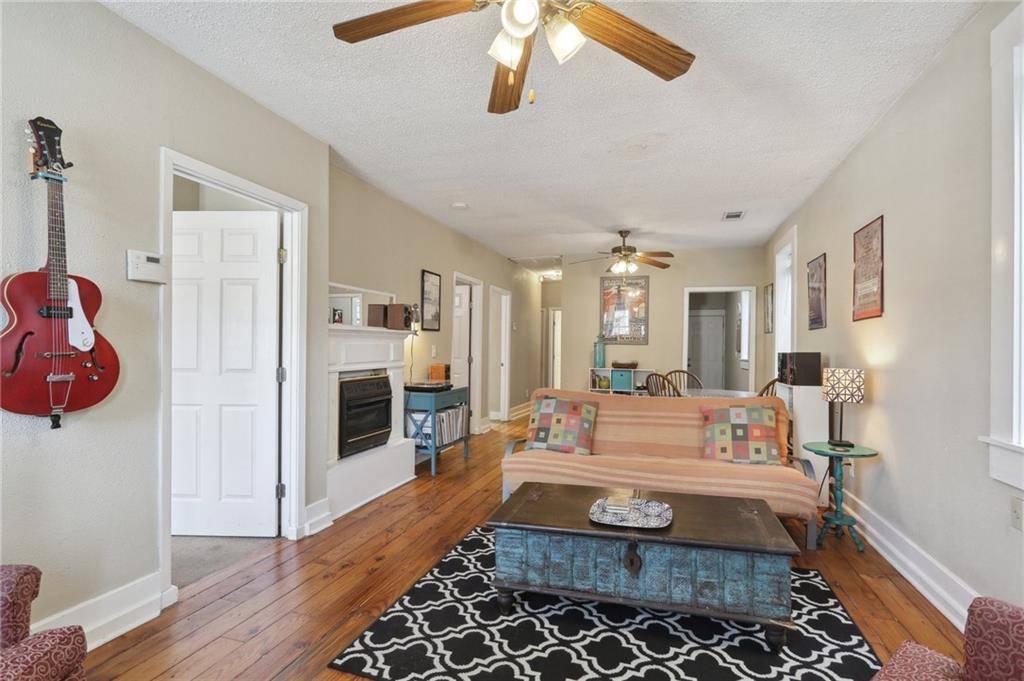 Stephanie B Murray tweet media