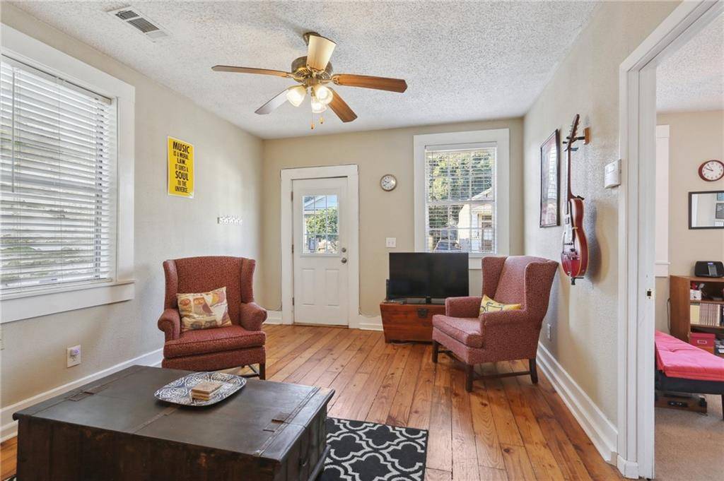 Stephanie B Murray tweet media