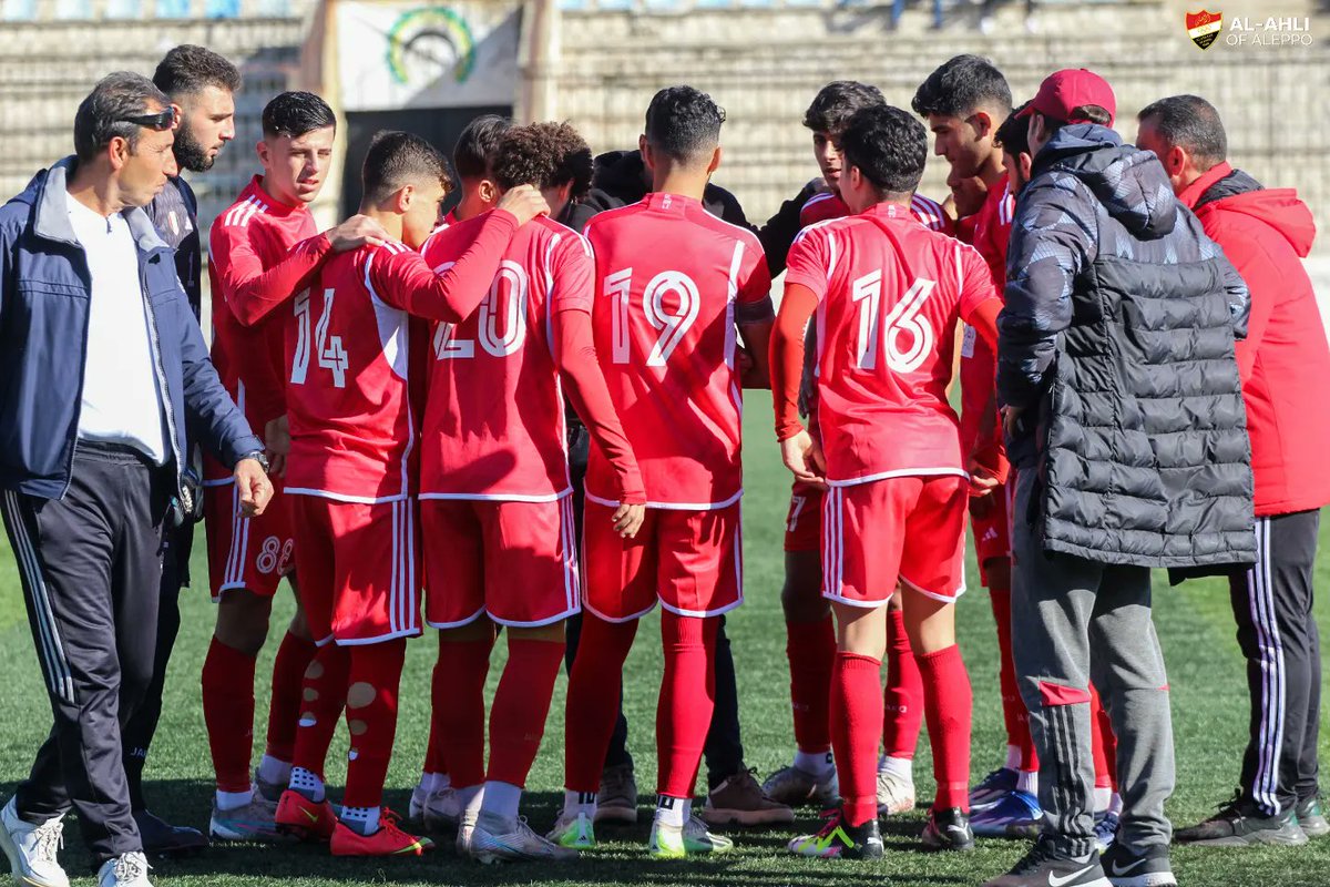 AlittihadSyria's tweet photo. 🟥 الأهلي 3️⃣ 🆚 حطين 0️⃣ 🟦
🔴سجل أهدافنا :
⚽ أنس دهان
⚽محمد غنام
⚽حسن دهان
🏟️ملعب السابع من نيسان - حلب
📸 | لقطات من اللقاء المؤجل لفريقنا الأولمبي |
🟥#ASCMEDIA | #SPL #WEEK_1 https://t.co/5BCR6rh6Jy