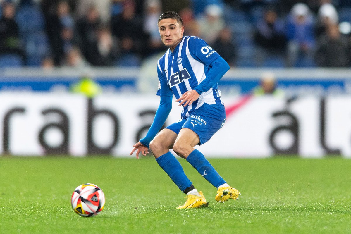 Alaves's tweet photo. 86'⏱️| 1-0

Otro buen partido de nuestro @NahuelTenaglia 

#AlavésRealBetis
#LaCopaMola | #GoazenGlorioso ⚪🔵 https://t.co/50vLlfB2iP