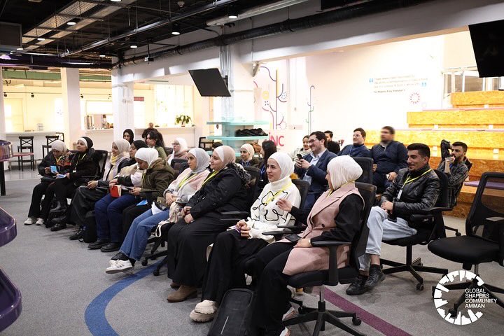 🌟 Masarak Bootcamp Day 1 Recap🚀 Highlights include an insightful Resume Workshop by Tasneem Bsharat, Expert Insights from Anas on essential 2023 skills, and a engaging Corporate Etiquette Session by @zincjordan. 🌐🤩 fruitful sessions! #MasarakBootcamp #ammanhub'